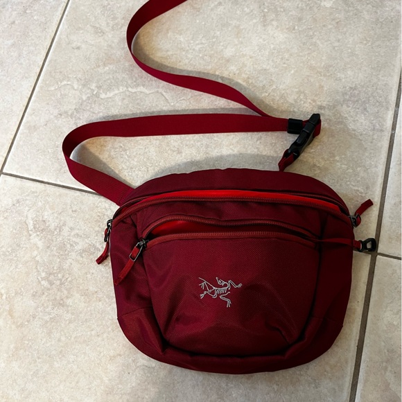 Arc'teryx Maka 2 Unisex Waist Bag nwot - Picture 4 of 6